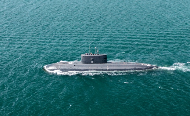 Разработеният от турски инженери проект за подводница STM500 започна с