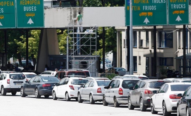 Глоба от 100 евро и отнемане на книжката за 30