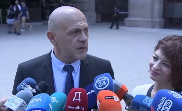 Томислав Дончев: Ново правителство в този парламент ще бъде слабо и безпомощно, няма да свърши нищо