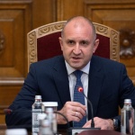 Радев насрочи избори за 2 октомври, Гълъб Донев е служебен премиер