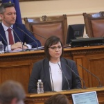 Нинова към депутатите: Намерете разумното решение да не оставяме икономиката без подкрепа