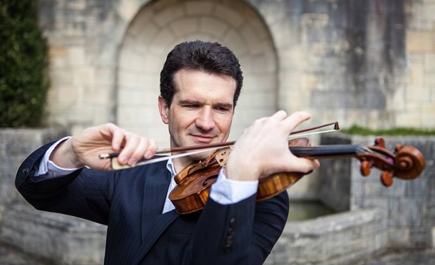 Цигуларят Светлин Русев ще открие тази вечер 63 тото издание на