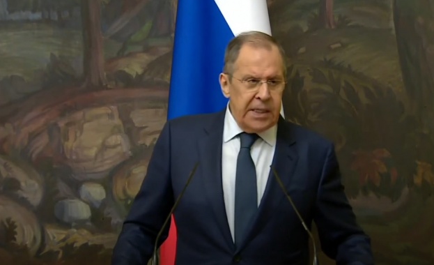Руският външен министър Сергей Лавров заяви че Русия остава привърженик