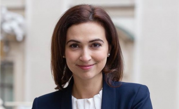 Министърът на правосъдието на Австрия Алма Задич призова днес политиците