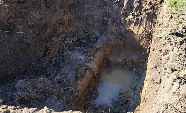 Приключи успешно плановият ремонт по довеждащия водопровод от яз Тича