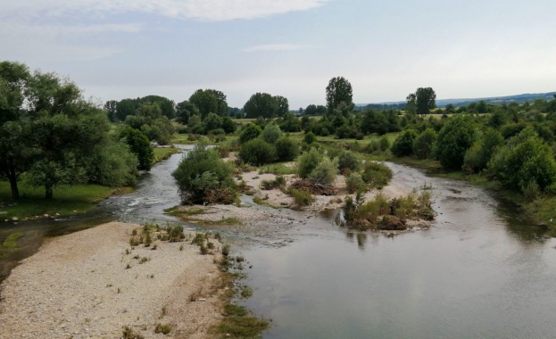 Обявена е още една нова защитена местност – „Река Лом“