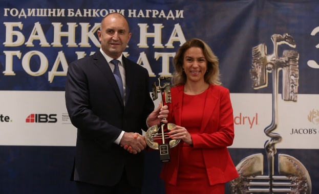 Стабилността на банковата система е ключът за успешното преминаване през