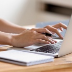 Какви са предимствата на мини лаптопите