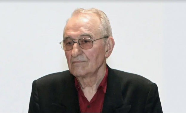 Съюзът на българските писатели с тъга съобщава че днес