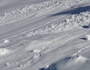 Лавинната опасност в планините остава висока, предупредиха от Планинската спасителна служба на БЧК