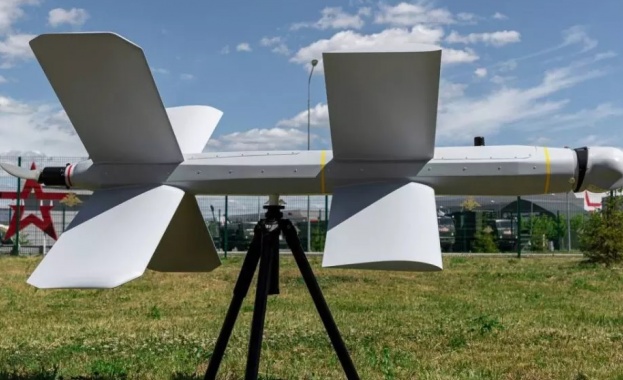 САЩ смятат че Иран се готви да достави неколкостотин включително