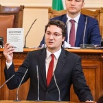 Крум Зарков: Конституцията ни удържа теста на времето. Тя е изключителен нормативен документ