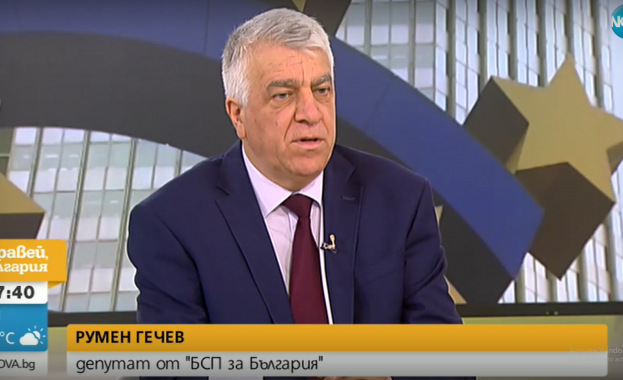 Традиционно през последните години еврото е било по скъпо от долара