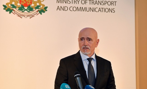 Министърът на транспорта и съобщенията подписа решение за преобразуване и