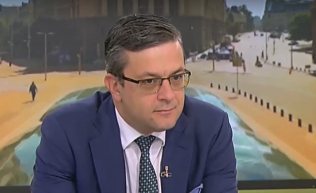 Политическата криза ще бъде решена само с участието на ГЕРБ