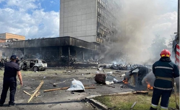 Ракетен удар във Виница е бил нанесен върху Дома на