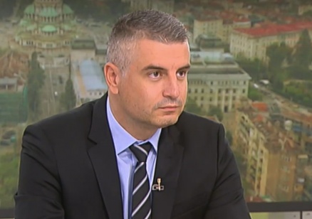 Радослав Рибарски: Назначаването на Румен Спецов за особен управител на „Лукойл“ поражда сериозни въпроси