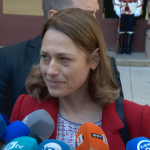 „Има такъв народ“: Добре е лидерите да отстъпят встрани, а да излязат експертите