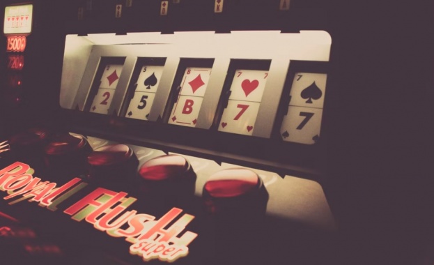 Слот игрите са сред най разпространените и харесвани казино развлечения Популяризирани