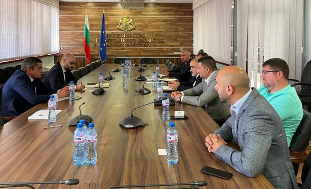 Разплащането на задълженията за текущ ремонт и поддръжка индексацията на