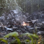 Броят на жертвите от самолетната катастрофа в индийския град Ахмедабад достигна 279 души