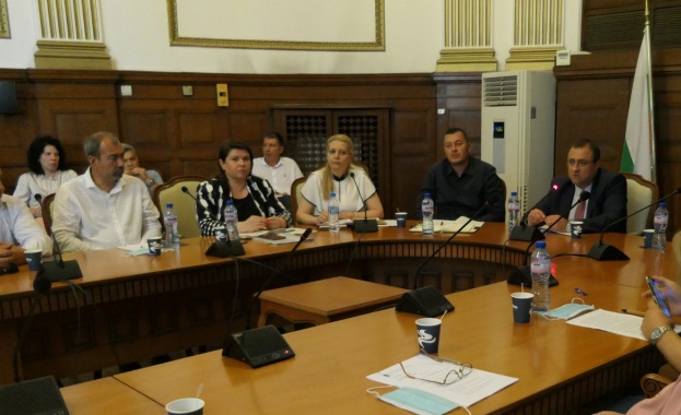 Екипът на Министерството на земеделието ще изпрати възможно най бързо нотификация