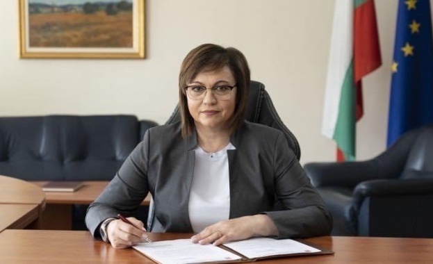 Лидерът на БСП Корнелия Нинова с остра критика към президента