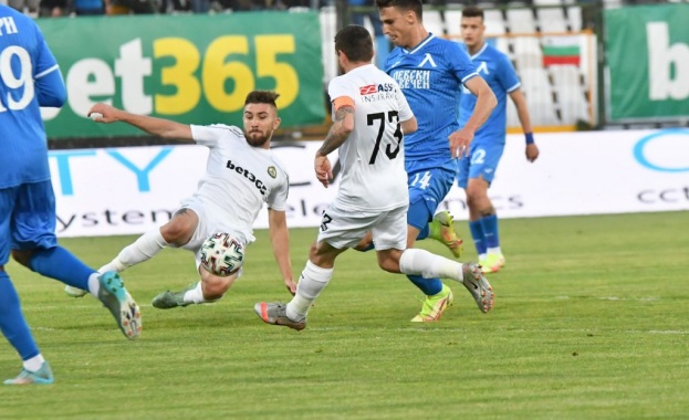 Дербито на 3 кръг от Първа лига между Славия и