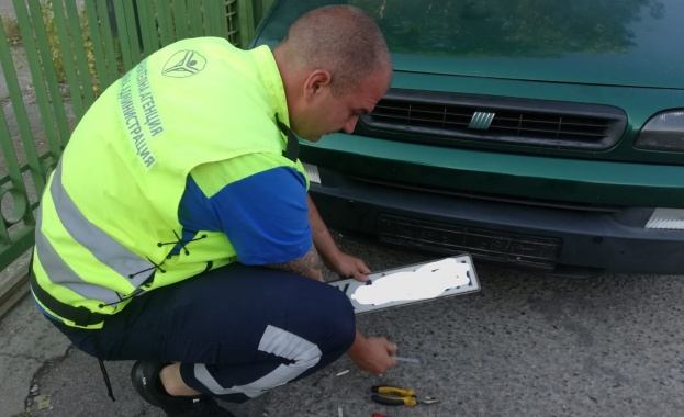 Един автомобил е спрян от движение за извършване на нерегламентиран