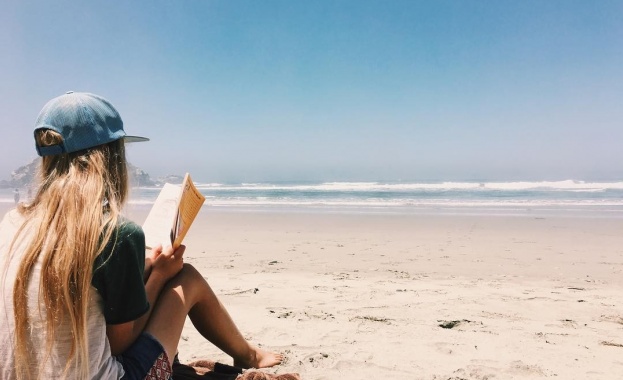 Тези които четат повече от три часа и половина седмично