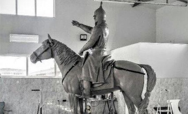 Българската държава спира монтирането на паметник на българския хан Котраг