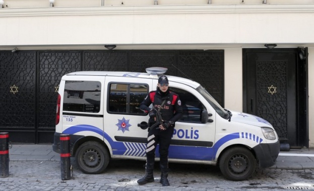 Полицията в Истанбул е разкрила група занимаваща се с незаконна