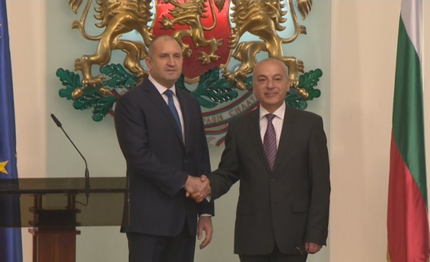 В такъв момент обикновено се изказва благодарност за доверието и