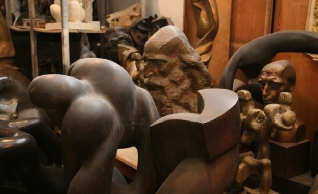 Днес 3 август от 22 40 ч по БНТ 1 ще