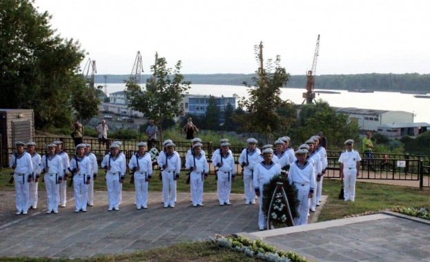 Тържества в Русе по случай 143-та годишнина от създаването на ВМС