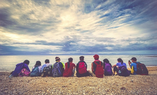 Средствата по Националната програма Отново заедно все още не са