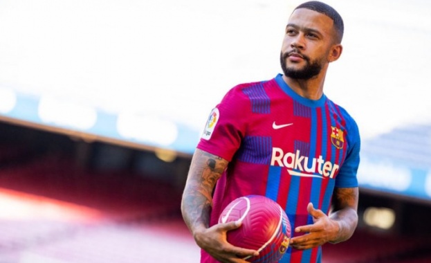 Националът на Нидерландия Мемфис Депай е готов да напусне Барселона