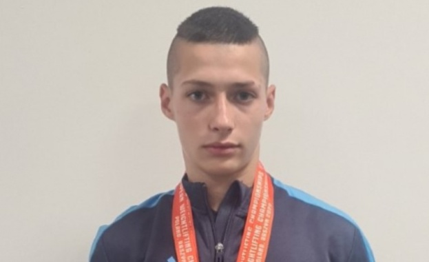 България завоюва първи медал от Европейското състезание по повдигане на