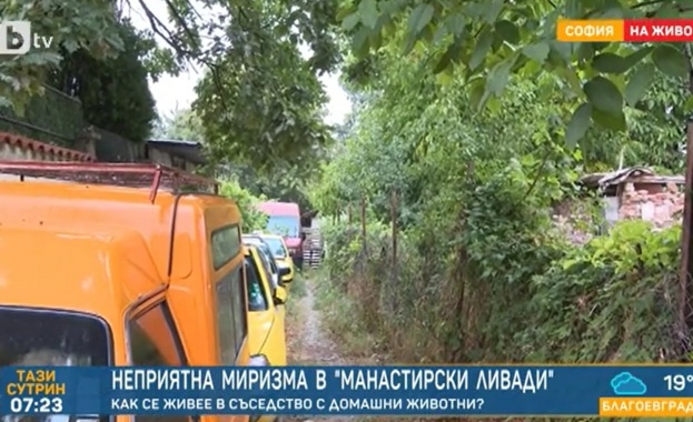 Жители на столичния квартал Манастирски ливади сигнализират че от години