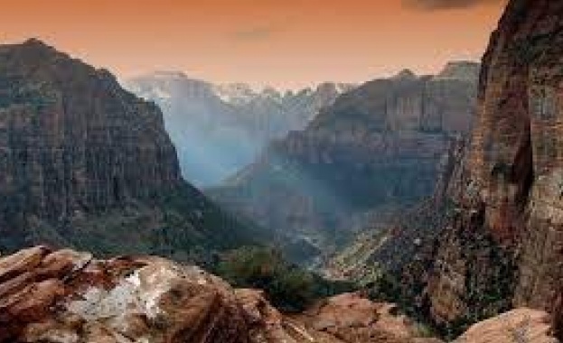 Силен тътен като от падане на тежък обект е бил