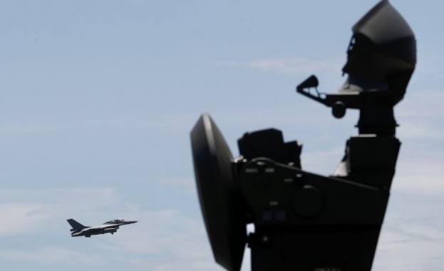 Министерството на отбраната на Тайван съобщи че в неделя около