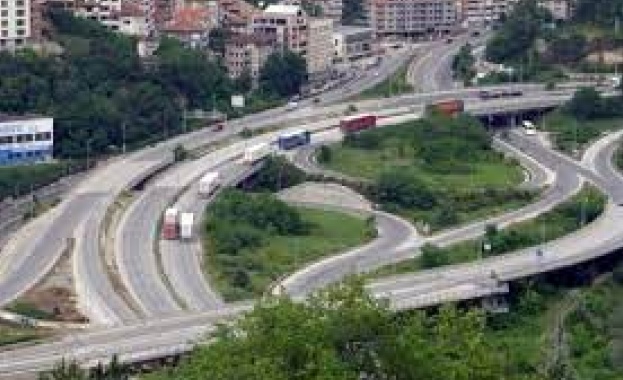 От понеделник 22 август движението в посока Русе в