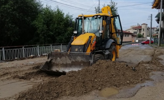 След силния порой вчера Карлово е в частично бедствено положение