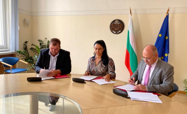 Министерството на земеделието Министерството на труда и социалната политика и