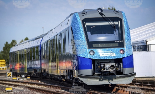 Много от закупилите въведения в Германия промоционален комбиниран месечен билет