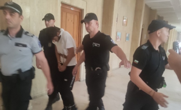 15 годишният сириец Омар Мохамед Али Аднан който е обвинен за