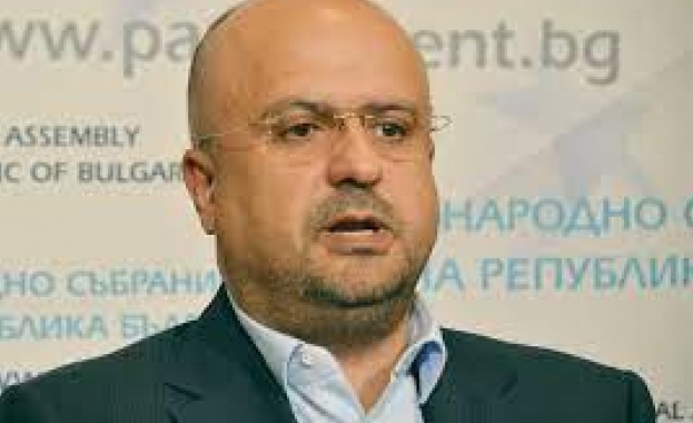 Дългогодишният член на Централното оперативно бюро на ДПС Камен Костадинов