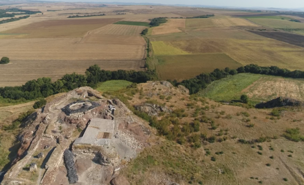 Средновековният град с крепост Русокастро издаде една от най големите си
