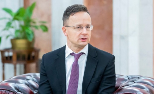Министърът на външните работи и външната търговия на Унгария Петер