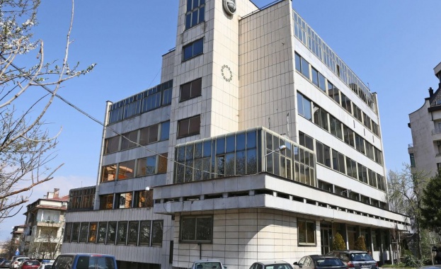 Документите касаещи финансовите операции на Кинтекс към офшорни зони да